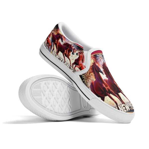 Women's Rubber Slip On Shoes - Image 17